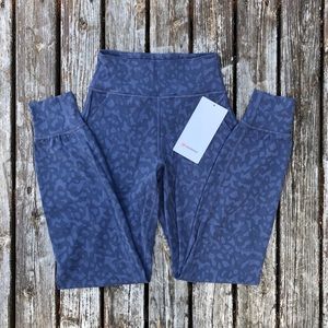 💙SOLD💙NWT Lululemon Align Blue Camo Joggers 28”